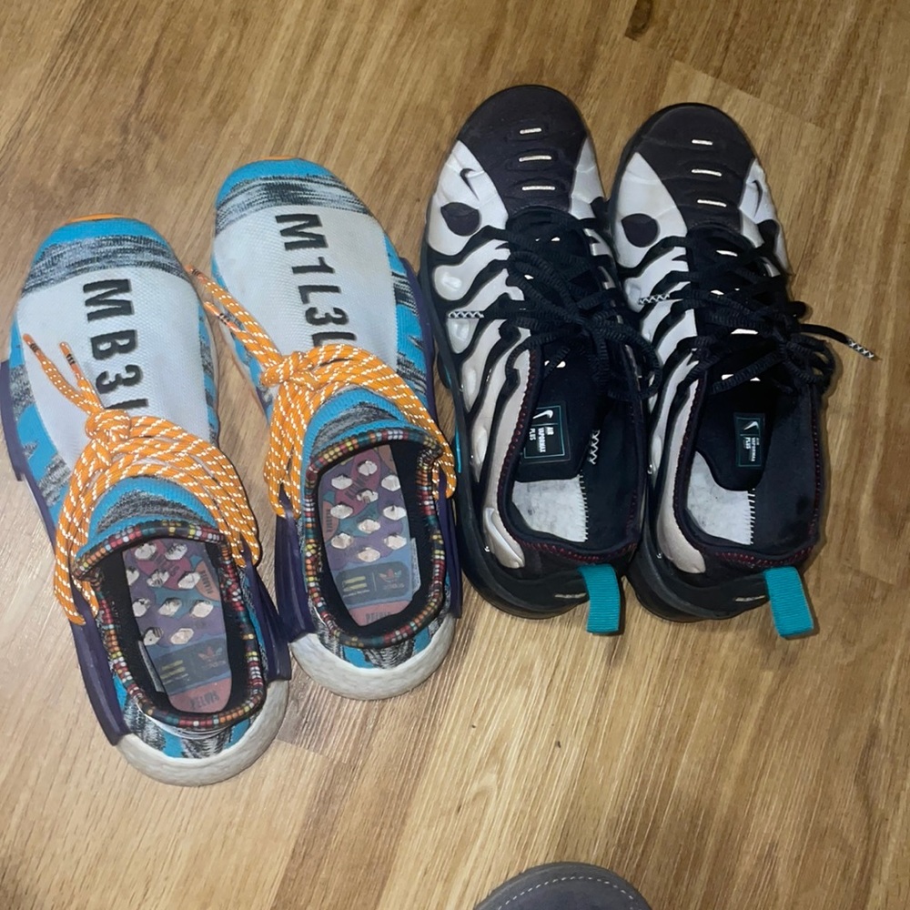 Human races solar HU NMD size 8, Griffey vapor maxes size 8.5 no insole fits a 9